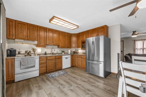 5434 Gordon Avenue NW Cedar Rapids IA 52405