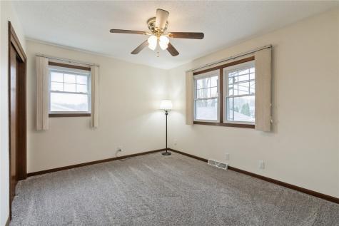 1630 Woodside Court NW Cedar Rapids IA 52405