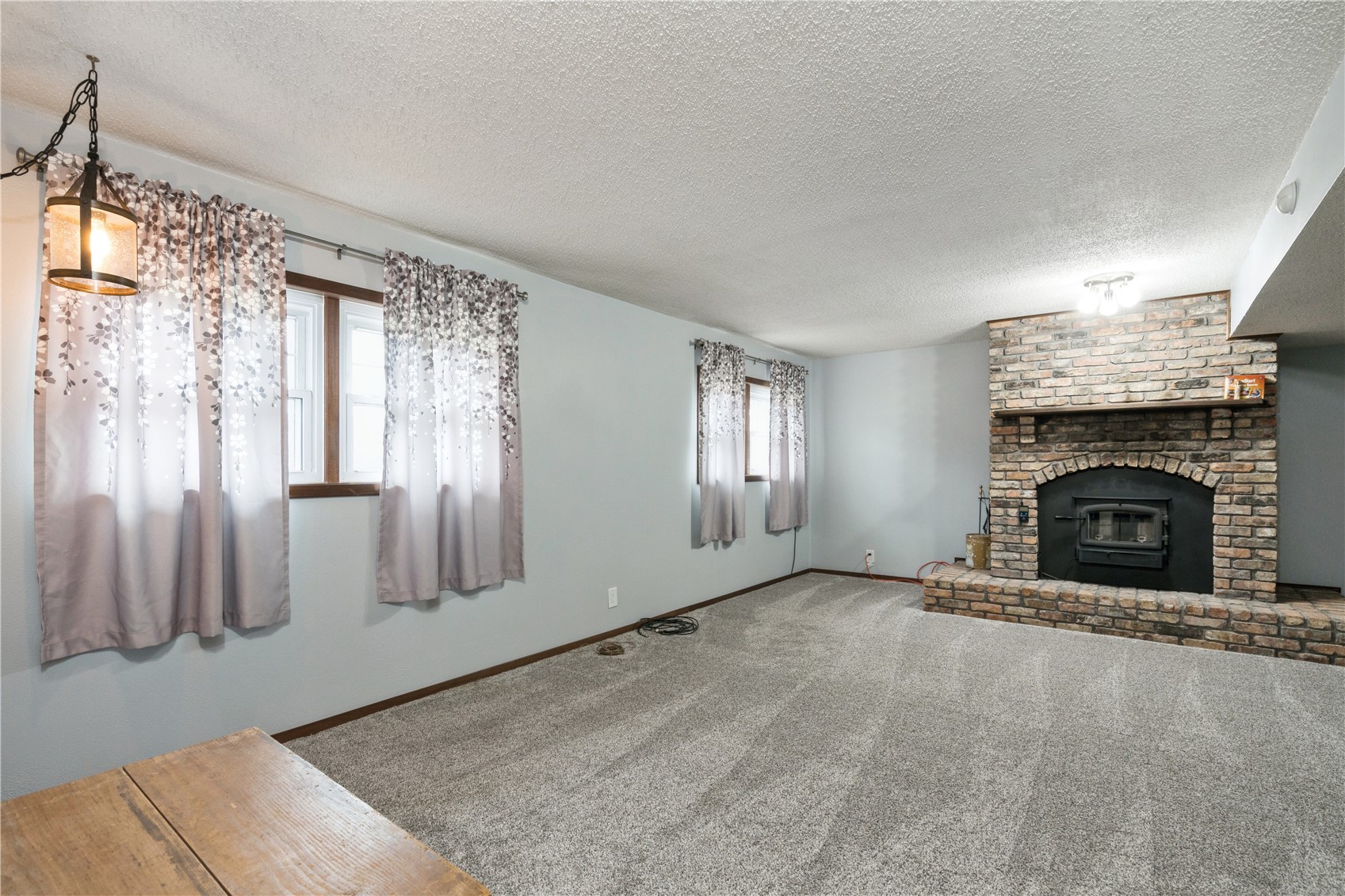 1630 Woodside Court NW Cedar Rapids IA 52405
