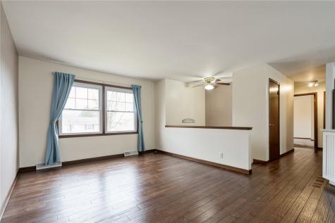 1630 Woodside Court NW Cedar Rapids IA 52405