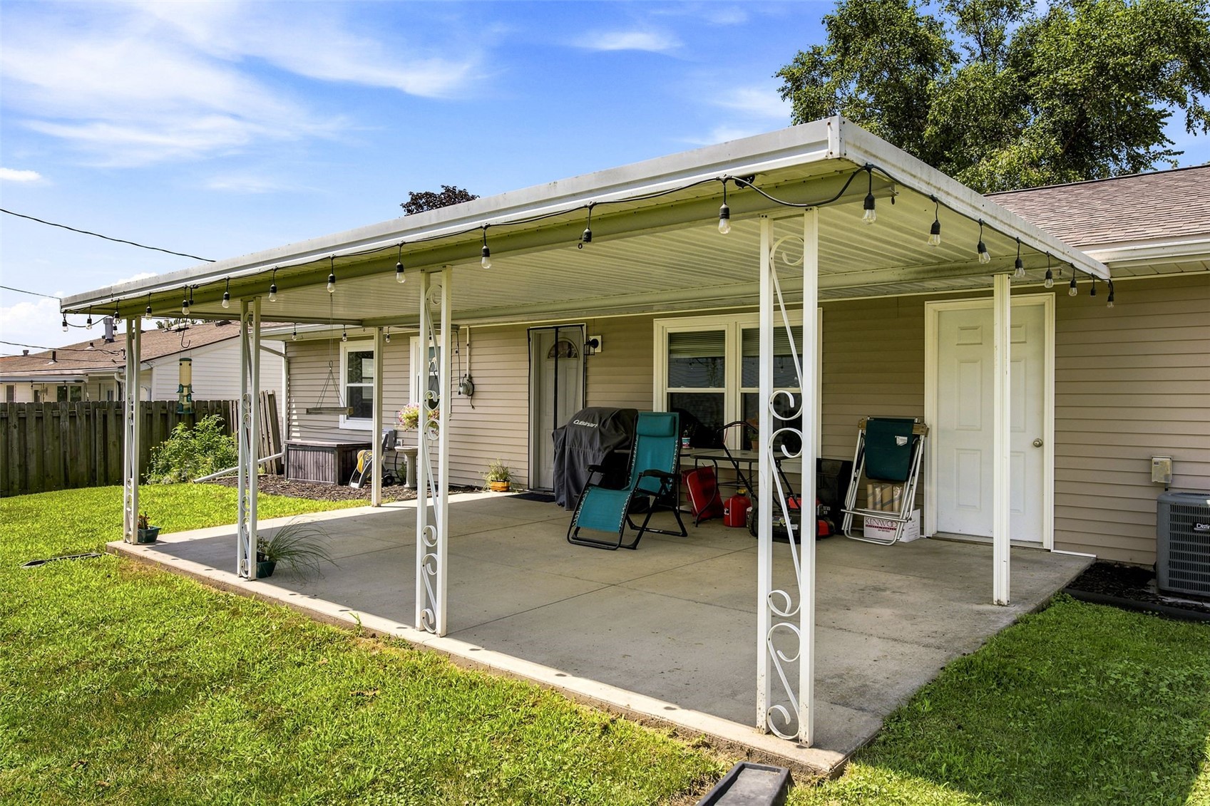 267 Drinkward Street NW Cedar Rapids IA 52405