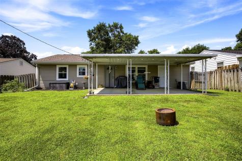 267 Drinkward Street NW Cedar Rapids IA 52405