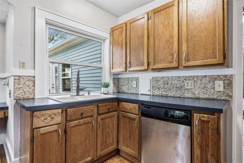 516 Forest Drive SE Cedar Rapids IA 52403