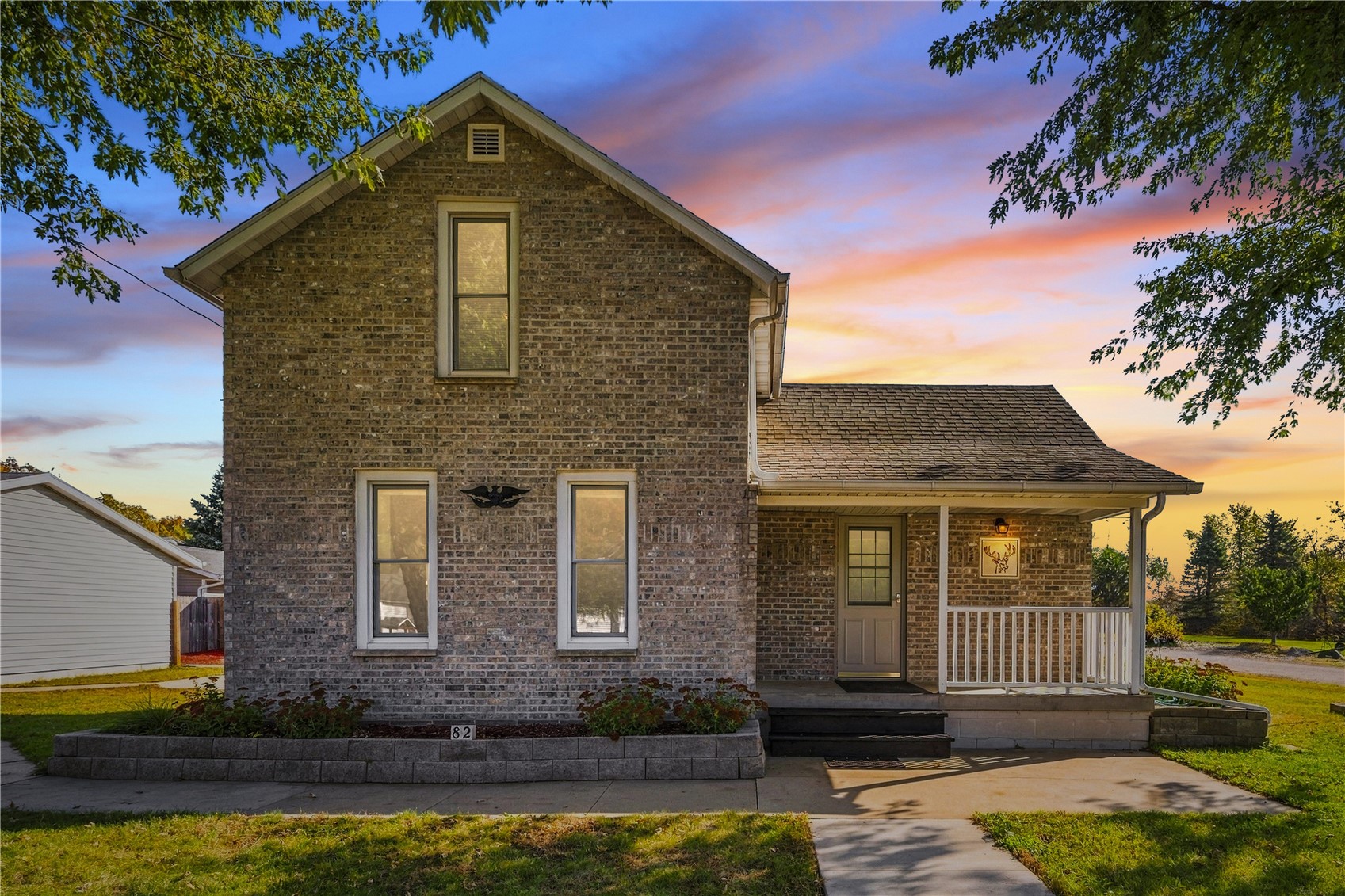 82 7th Street S Central City IA 52214