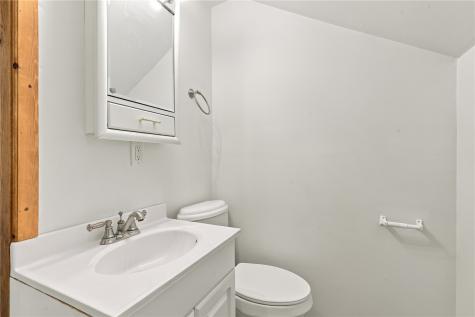 82 7th Street S Central City IA 52214