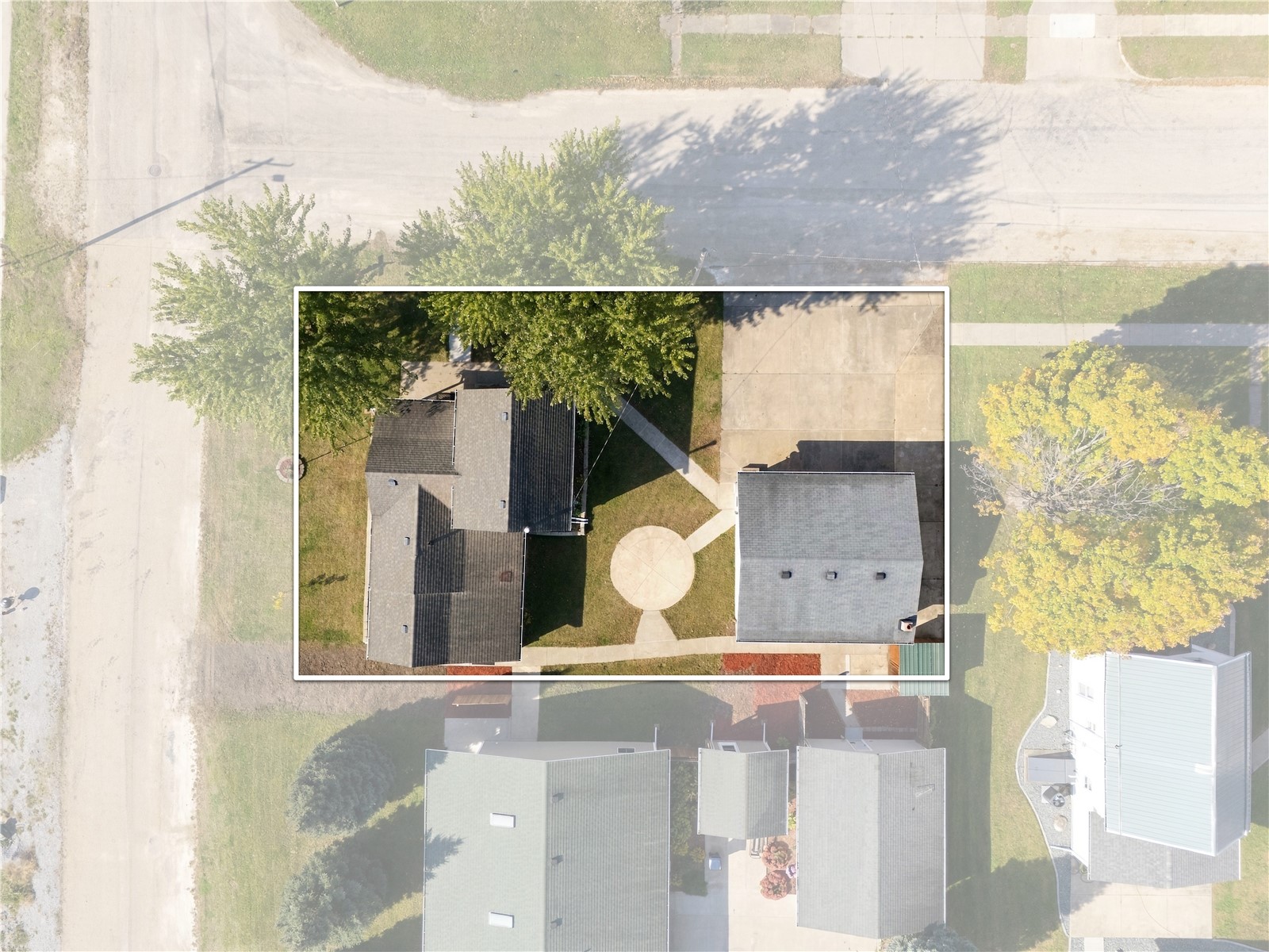 82 7th Street S Central City IA 52214
