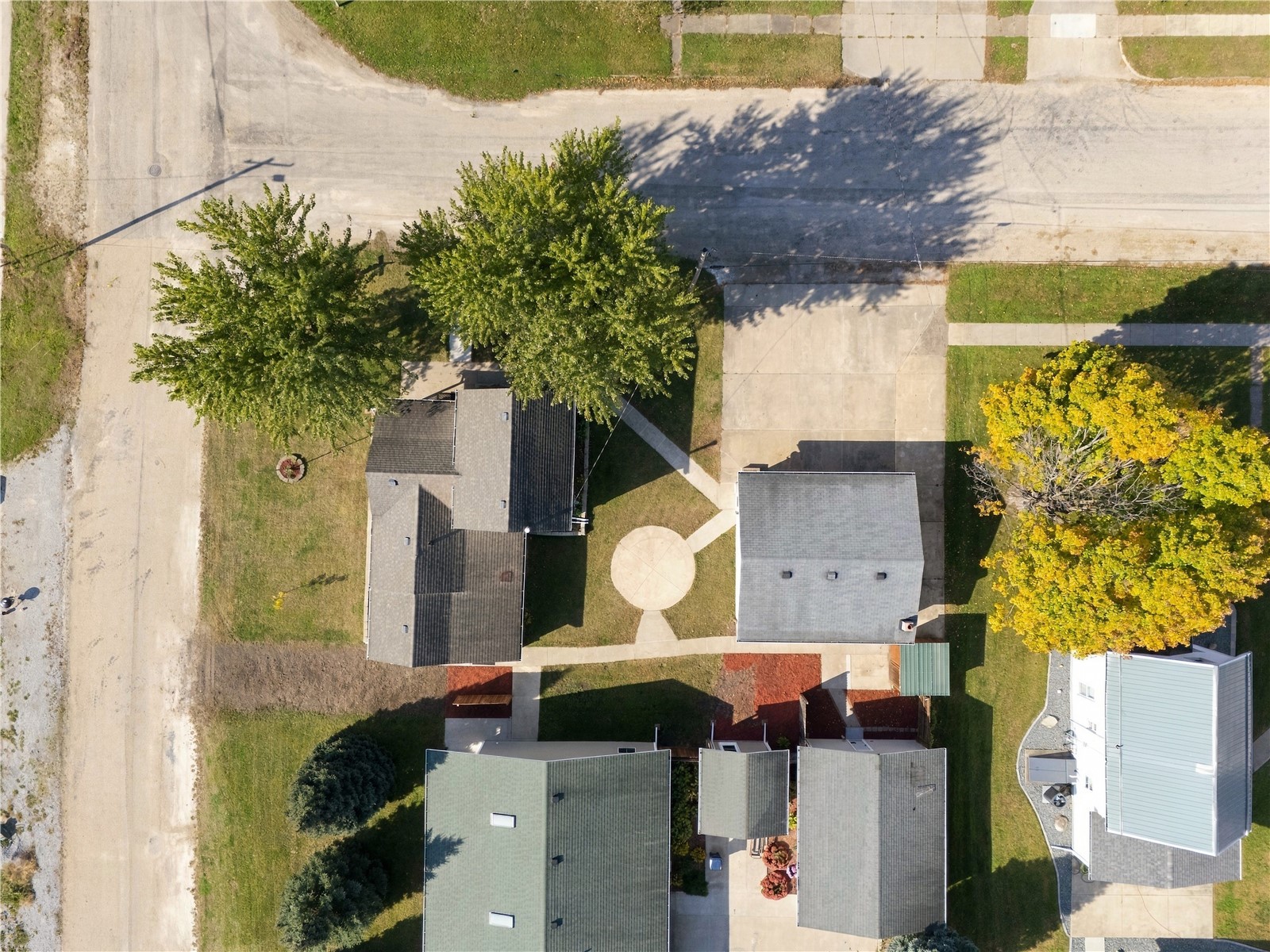 82 7th Street S Central City IA 52214