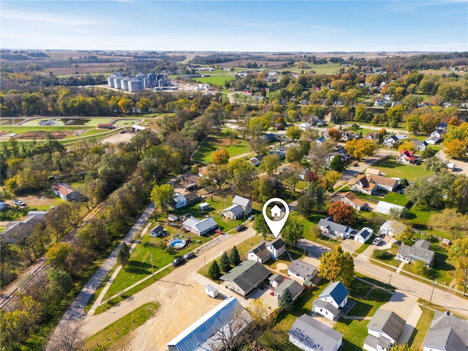 82 7th Street S Central City IA 52214