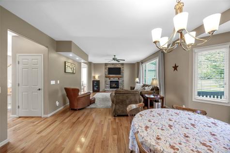 3915 Oak Ridge Drive SE Cedar Rapids IA 52403