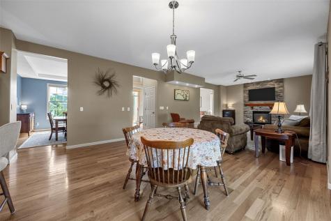 3915 Oak Ridge Drive SE Cedar Rapids IA 52403