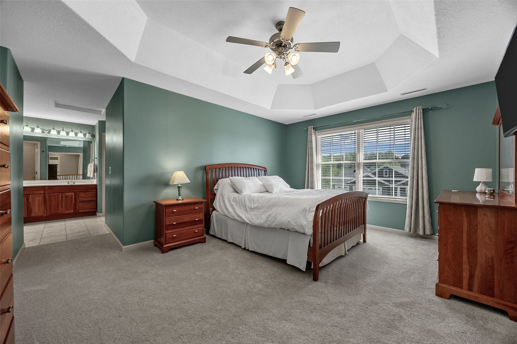 3915 Oak Ridge Drive SE Cedar Rapids IA 52403
