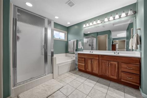 3915 Oak Ridge Drive SE Cedar Rapids IA 52403