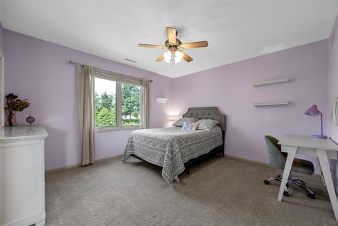 3915 Oak Ridge Drive SE Cedar Rapids IA 52403
