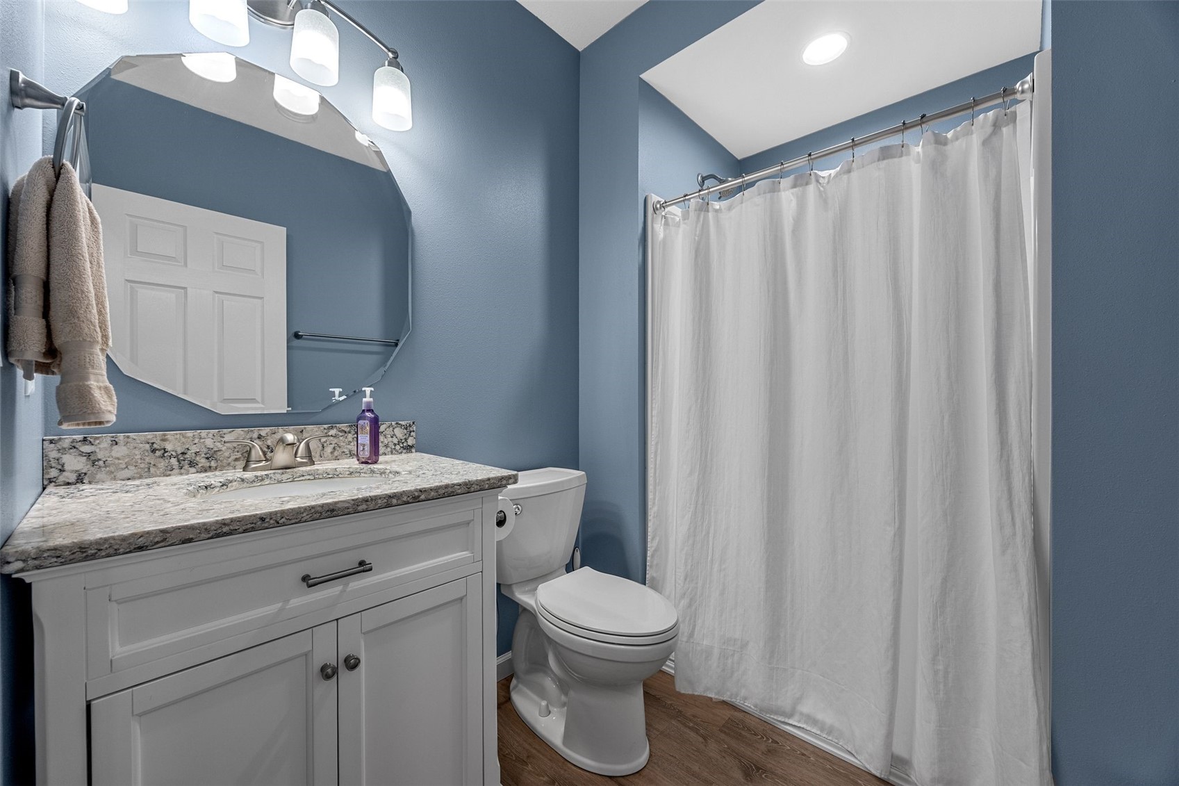 3915 Oak Ridge Drive SE Cedar Rapids IA 52403