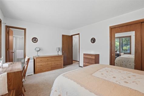 2613 Hillside Drive Iowa City IA 52245