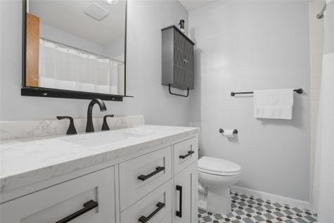 2613 Hillside Drive Iowa City IA 52245