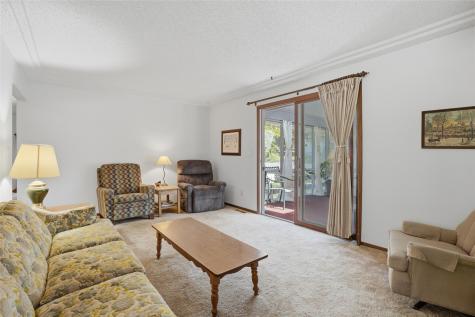 2613 Hillside Drive Iowa City IA 52245