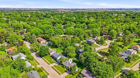 2613 Hillside Drive Iowa City IA 52245