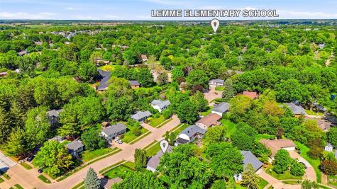 2613 Hillside Drive Iowa City IA 52245