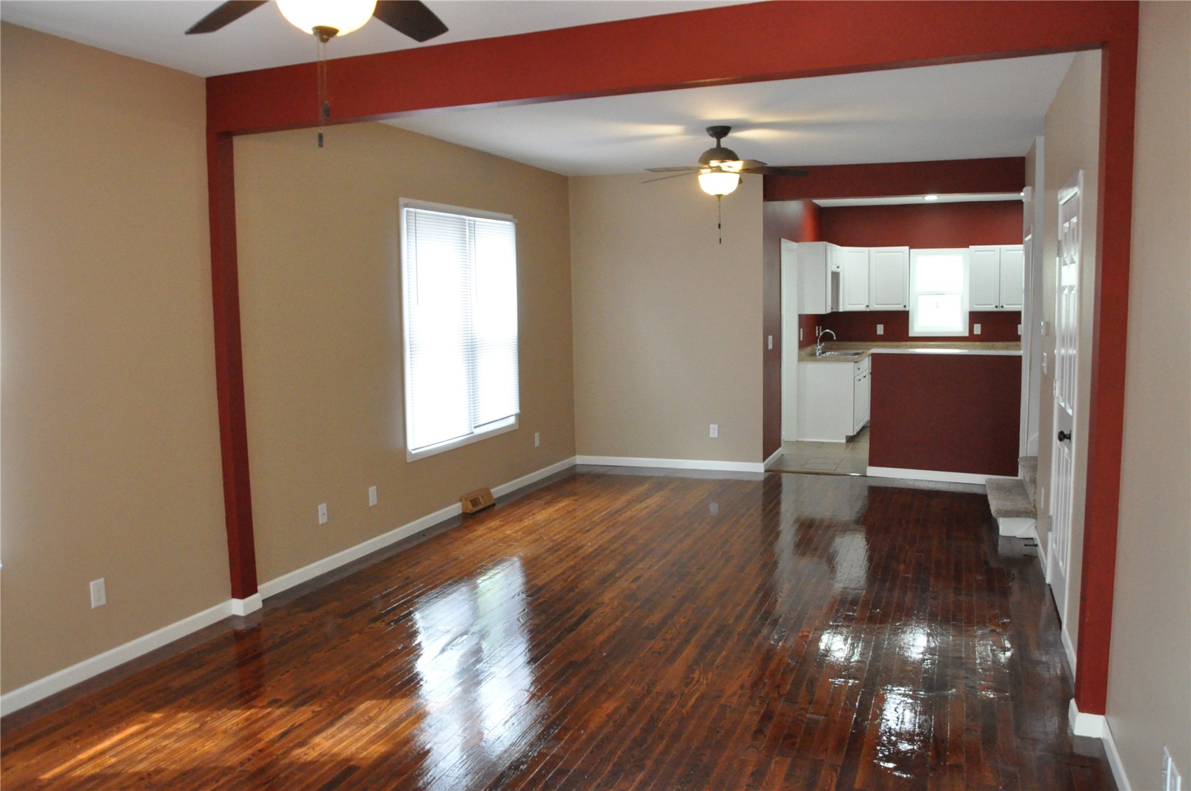 919 10th SE Cedar Rapids IA 52403