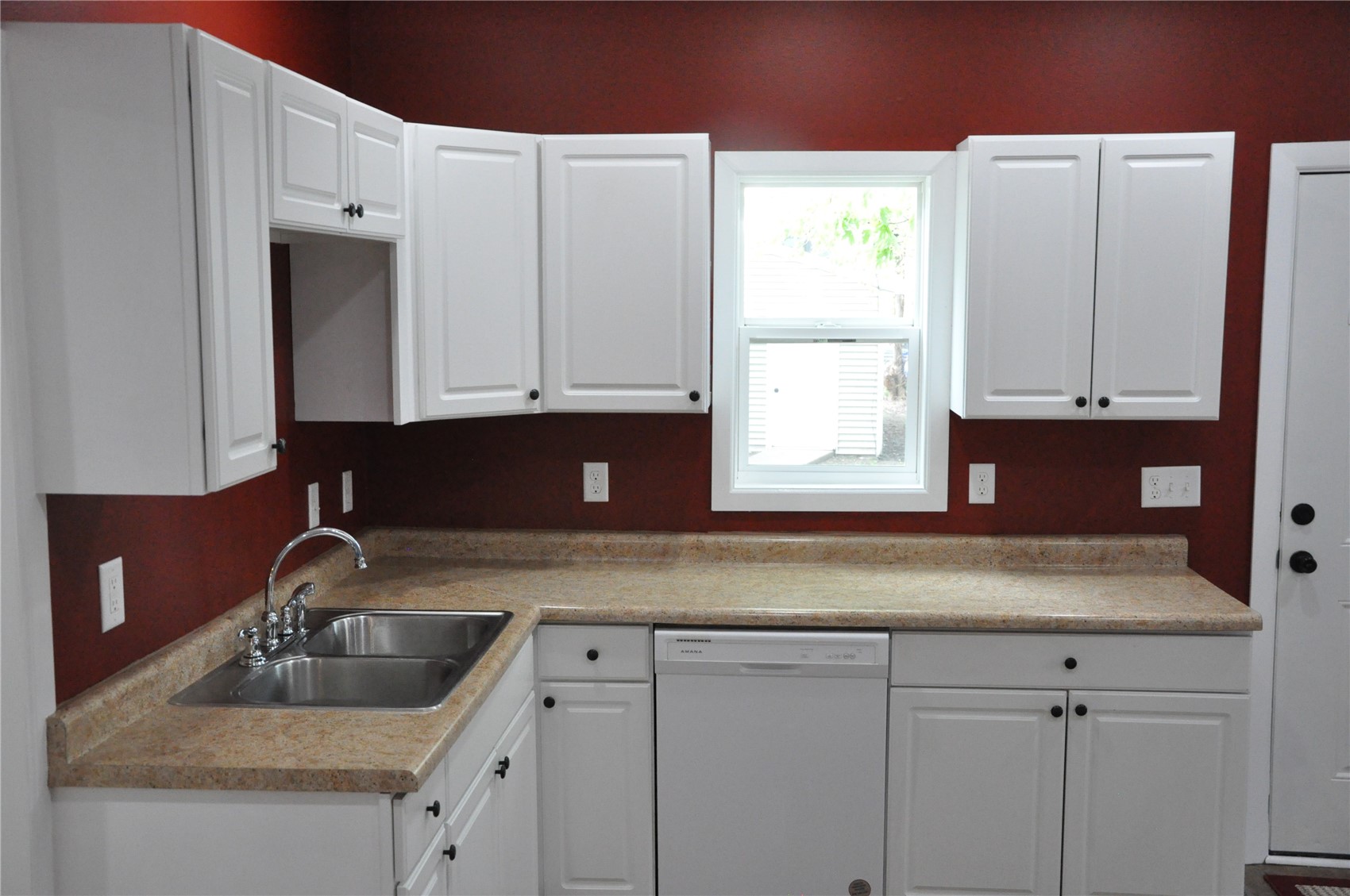 919 10th SE Cedar Rapids IA 52403