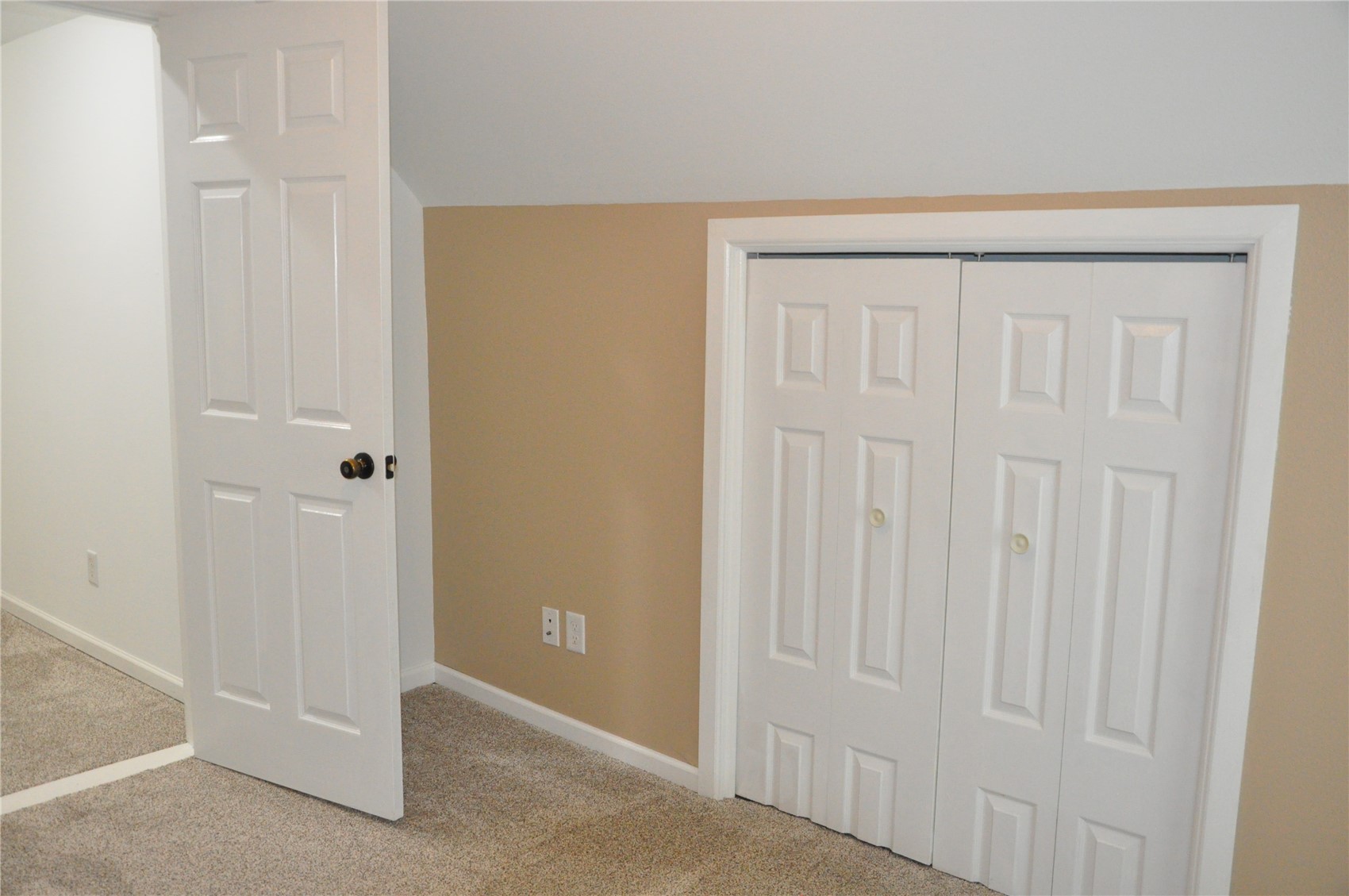 919 10th SE Cedar Rapids IA 52403