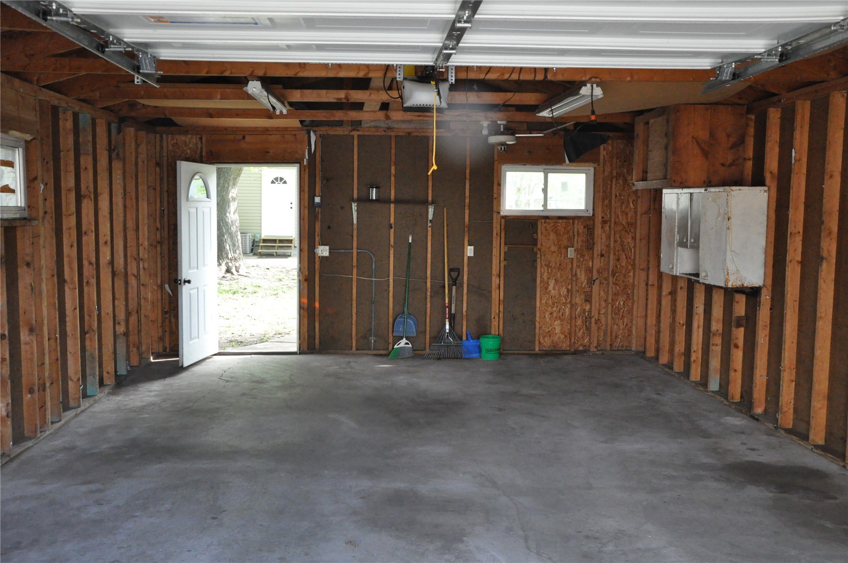 919 10th SE Cedar Rapids IA 52403