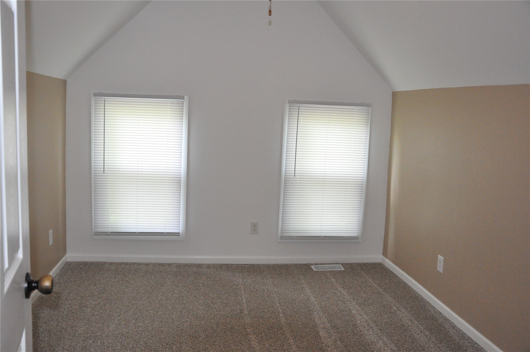 919 10th SE Cedar Rapids IA 52403