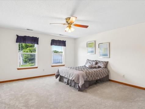4200 Creekview Drive Marion IA 52302