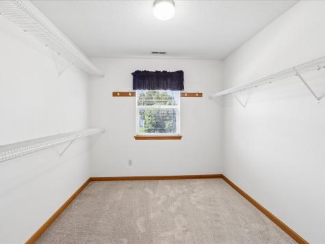 4200 Creekview Drive Marion IA 52302