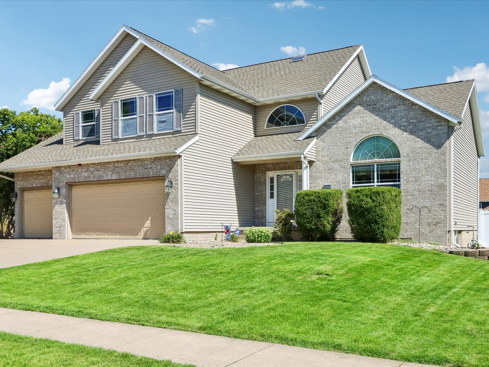 4200 Creekview Drive Marion IA 52302