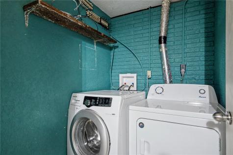 1600 23rd Street NW Cedar Rapids IA 52405
