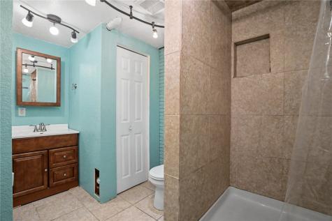 1600 23rd Street NW Cedar Rapids IA 52405