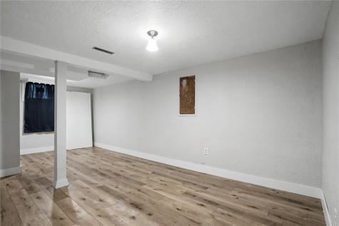 1600 23rd Street NW Cedar Rapids IA 52405