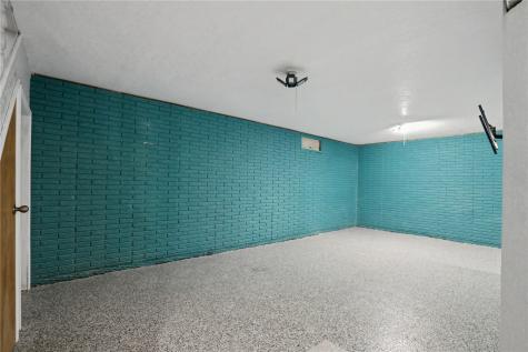1600 23rd Street NW Cedar Rapids IA 52405