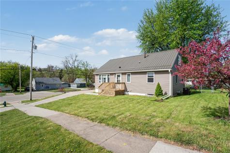 1600 23rd Street NW Cedar Rapids IA 52405