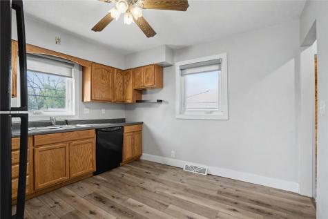 1600 23rd Street NW Cedar Rapids IA 52405
