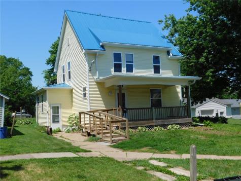 403 Walnut Street Tipton IA 52772