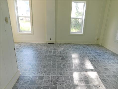 403 Walnut Street Tipton IA 52772
