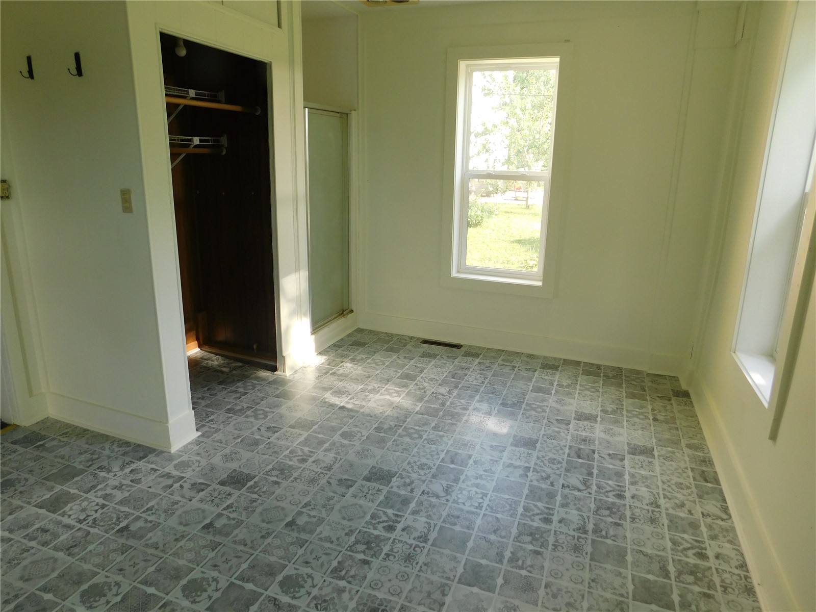 403 Walnut Street Tipton IA 52772