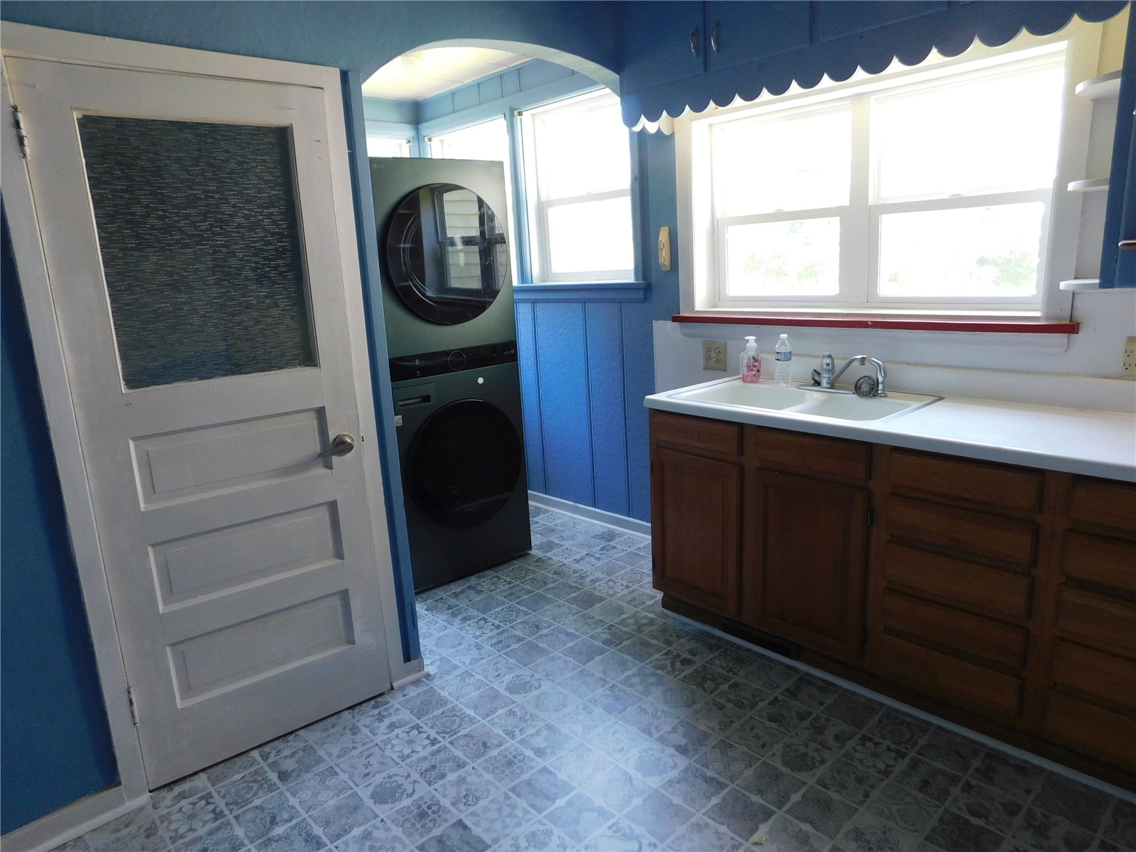 403 Walnut Street Tipton IA 52772