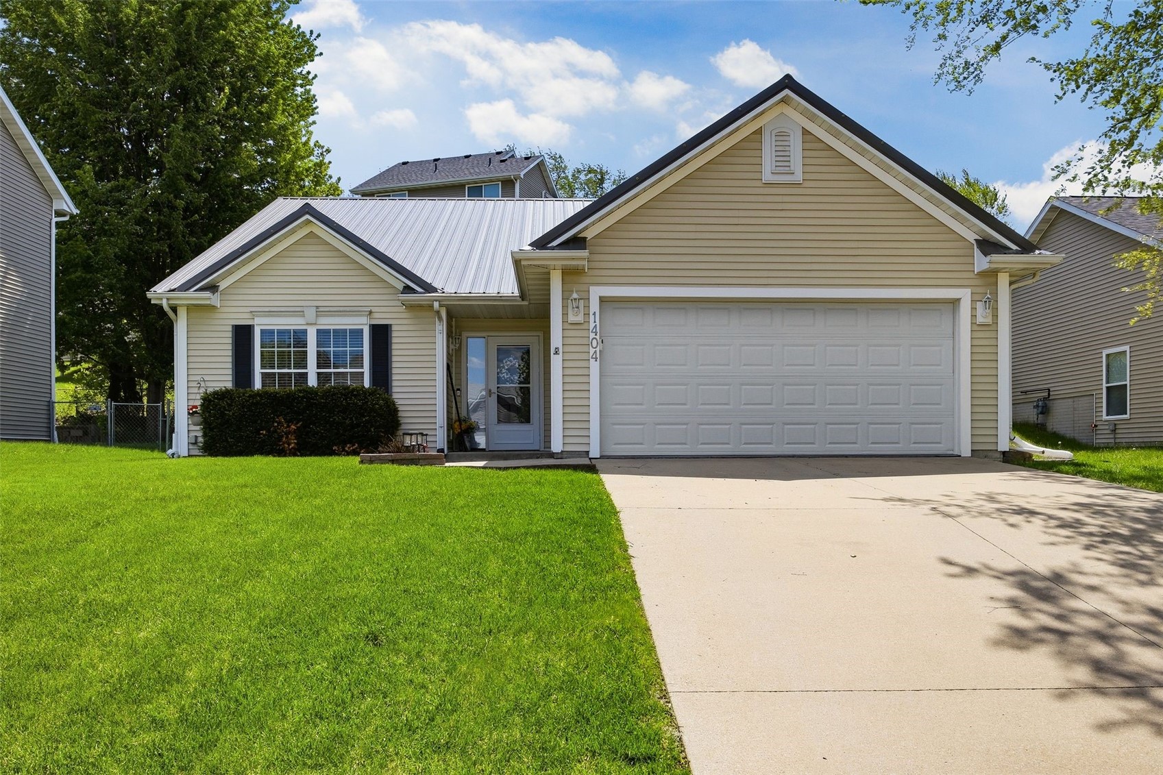 1404 Woolridge Drive Coralville IA 52241