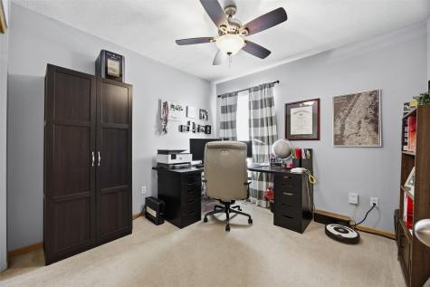 1404 Woolridge Drive Coralville IA 52241
