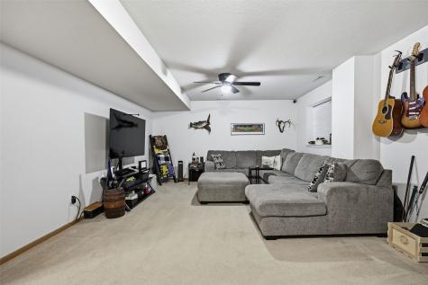 1404 Woolridge Drive Coralville IA 52241