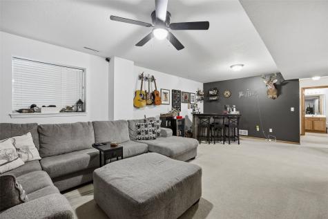 1404 Woolridge Drive Coralville IA 52241