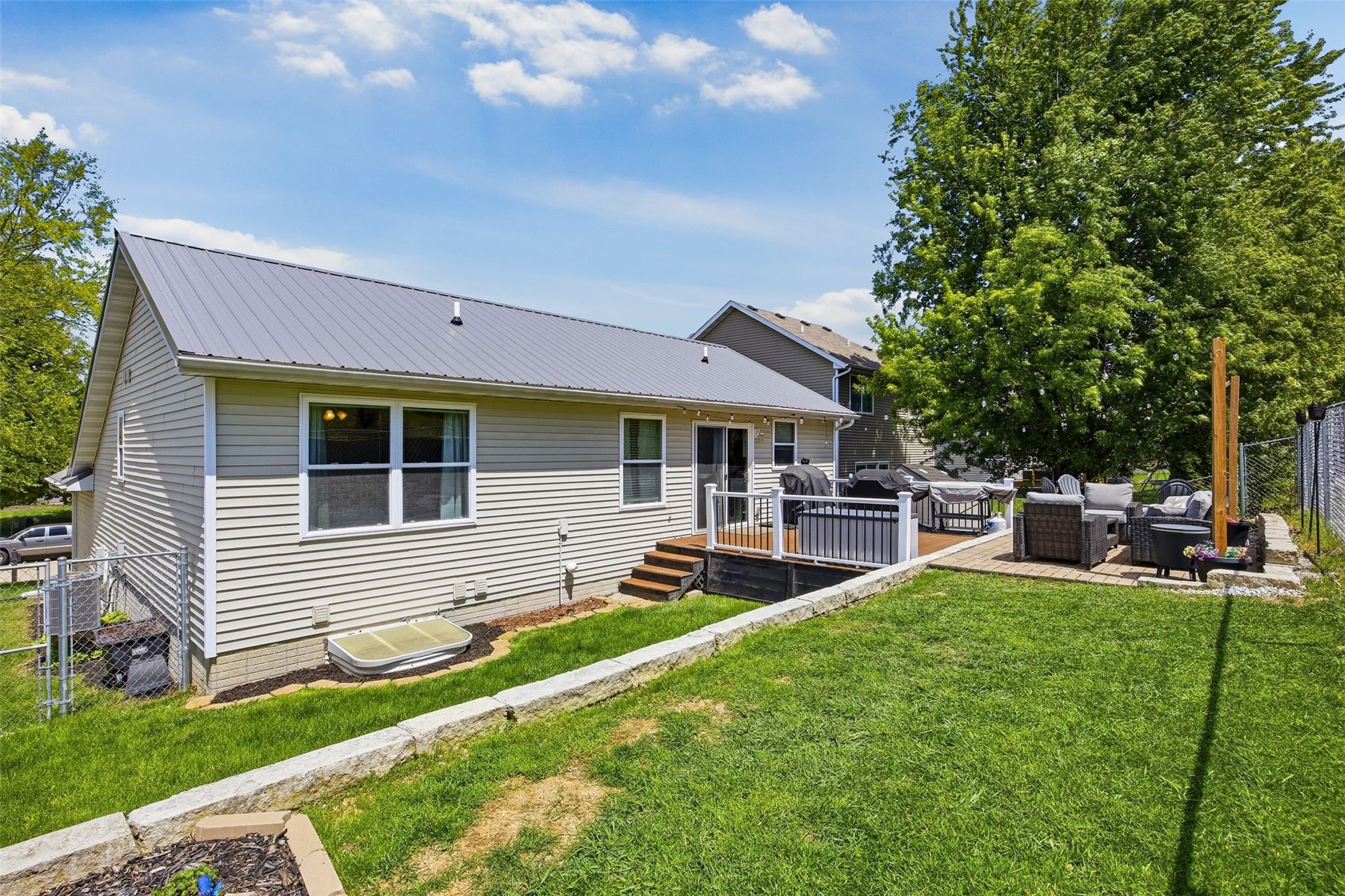 1404 Woolridge Drive Coralville IA 52241