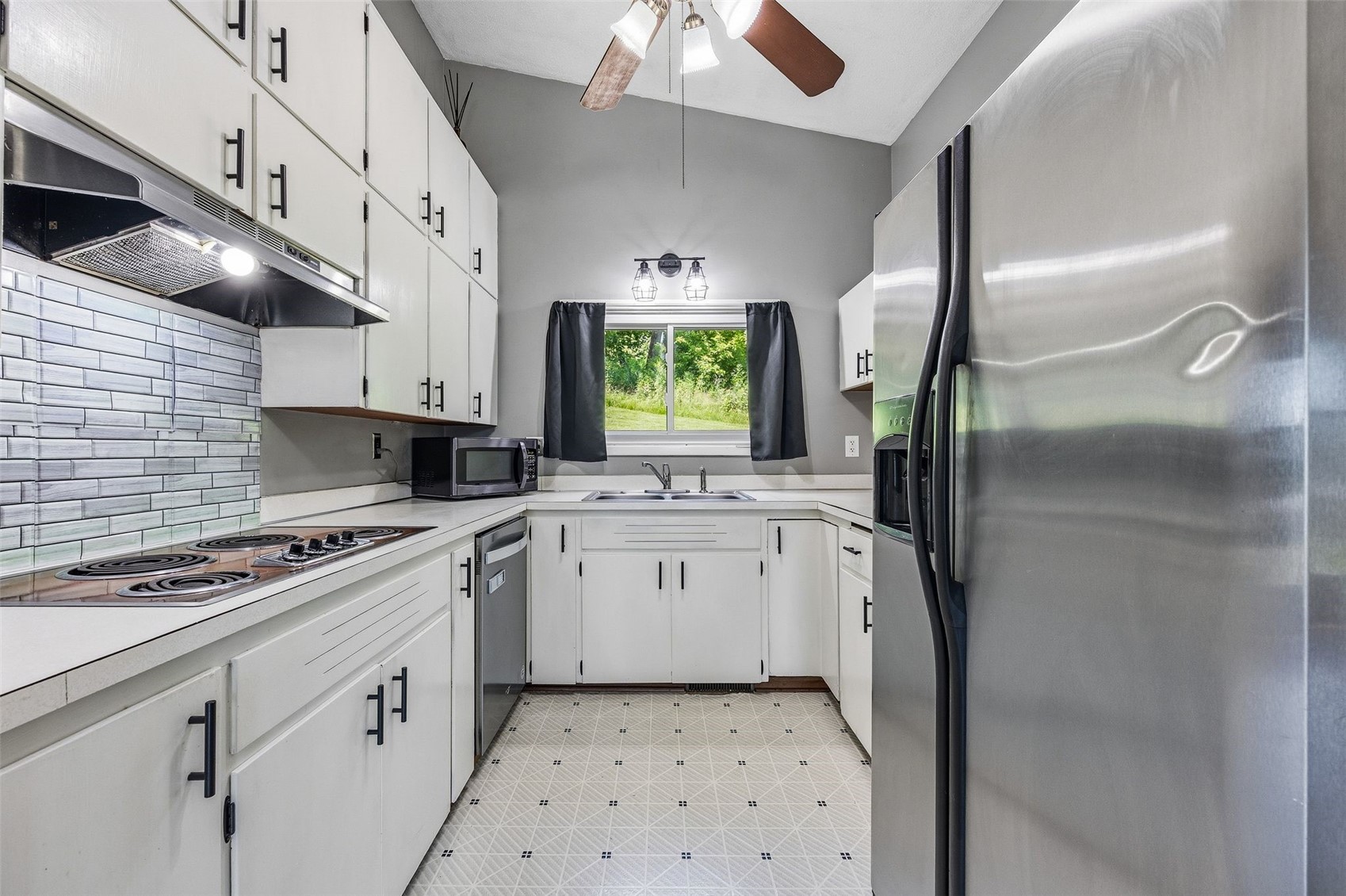 3207 Rosewood Court NE Cedar Rapids IA 52402