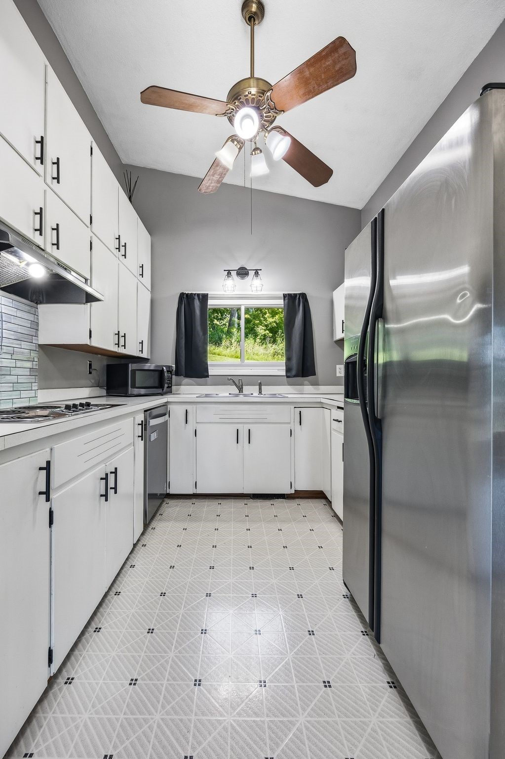 3207 Rosewood Court NE Cedar Rapids IA 52402