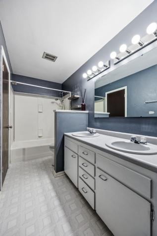 3207 Rosewood Court NE Cedar Rapids IA 52402