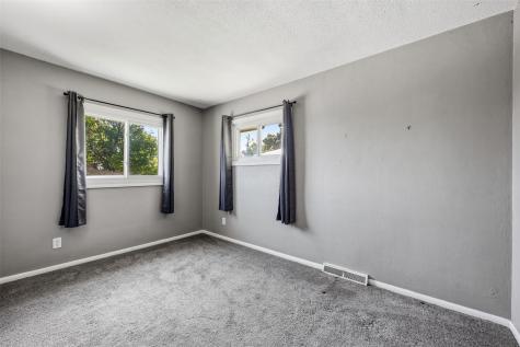 3207 Rosewood Court NE Cedar Rapids IA 52402